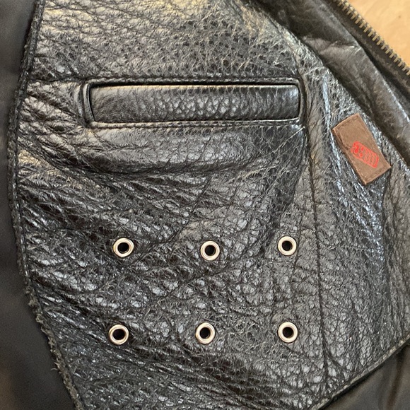 Danier leather jacket - Picture 6 of 8